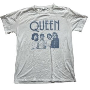 Queen Vintage White T-Shirt